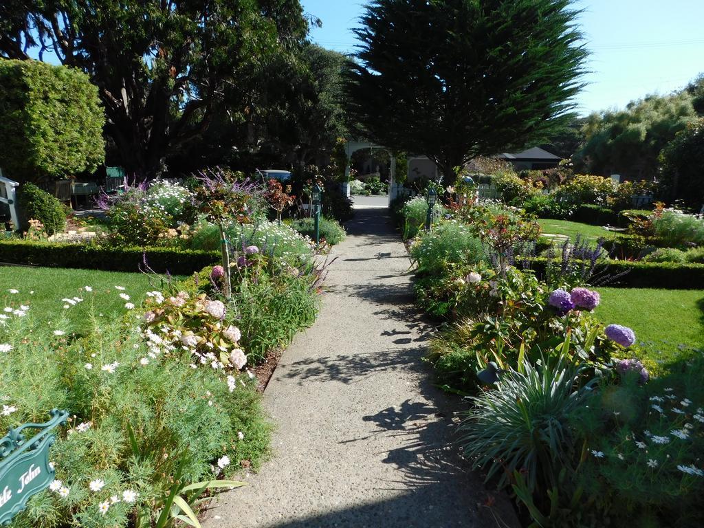 Lincoln Green Inn Carmel-by-the-Sea Exteriör bild